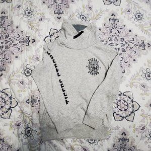 Little boys sweatshirt size 6-8 yo